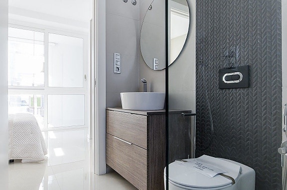 En megler med gode referanser -  SPANIA1.no