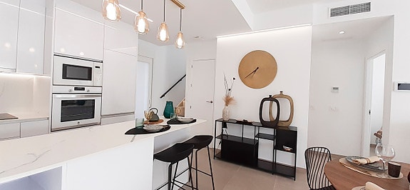 En megler med gode referanser - SPANIA1.no