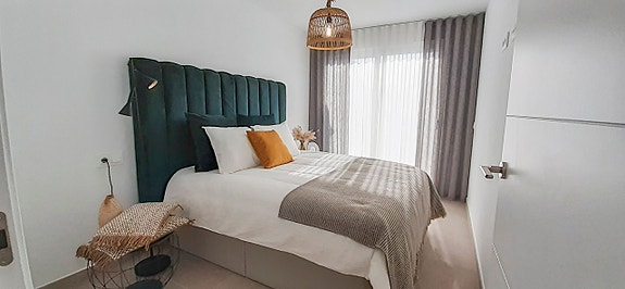 En megler med gode referanser - SPANIA1.no