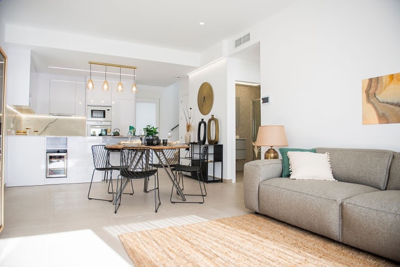 En megler med gode referanser - SPANIA1.no