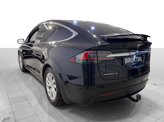 Bilbilde: Tesla Model X