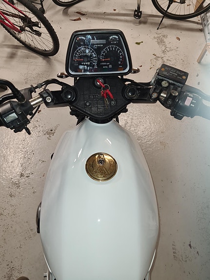 Suzuki 3 of 5