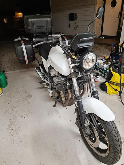 Suzuki 2 of 5