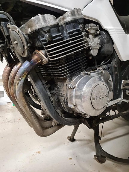 Suzuki 4 of 5