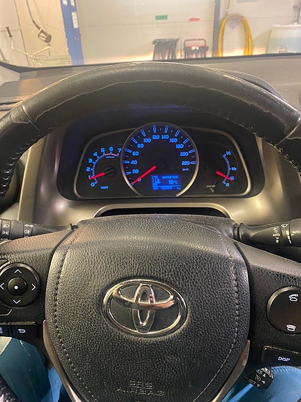 Toyota RAV4 18 of 30