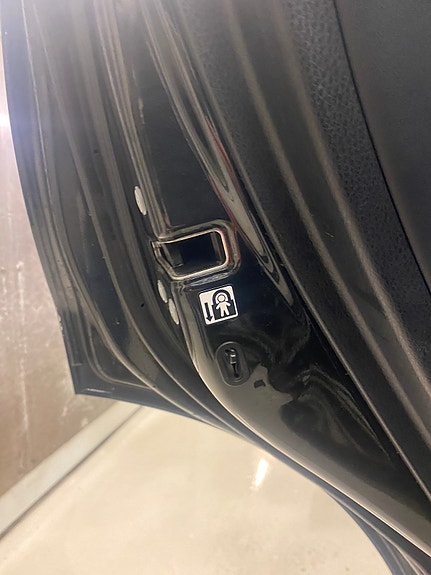 Toyota RAV4 15 of 30