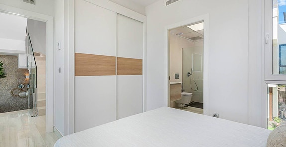 En megler med gode referanser - SPANIA1.no