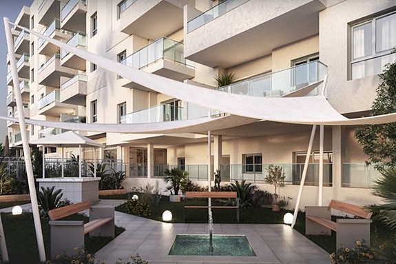 En megler med gode referanser - SPANIA1.no