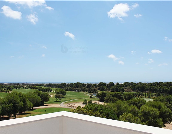 En megler med gode referanser - SPANIA1.no