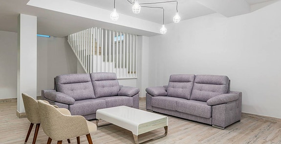 En megler med gode referanser - SPANIA1.no