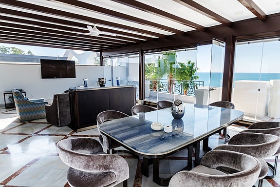 En megler med gode referanser - SPANIA1.no