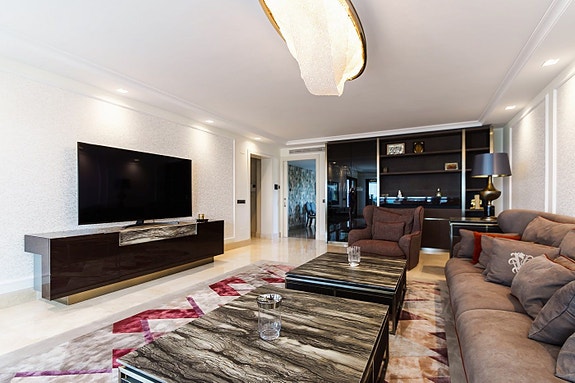 En megler med gode referanser - SPANIA1.no