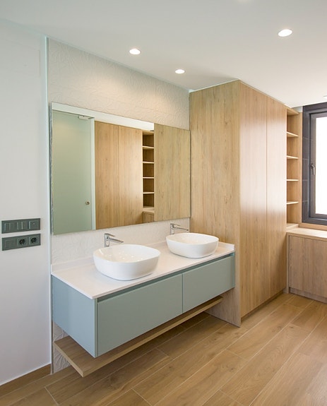 En megler med gode referanser -  SPANIA1.no