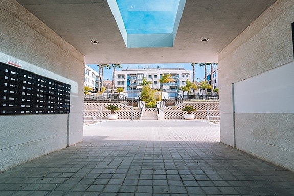 En megler med gode referanser - SPANIA1.no