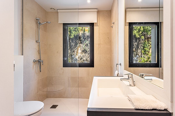 En megler med gode referanser - SPANIA1.no