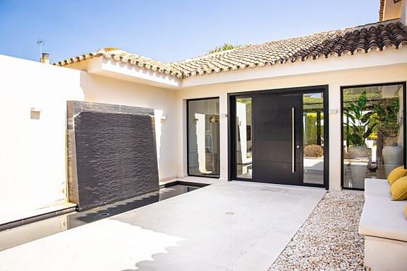 En megler med gode referanser - SPANIA1.no