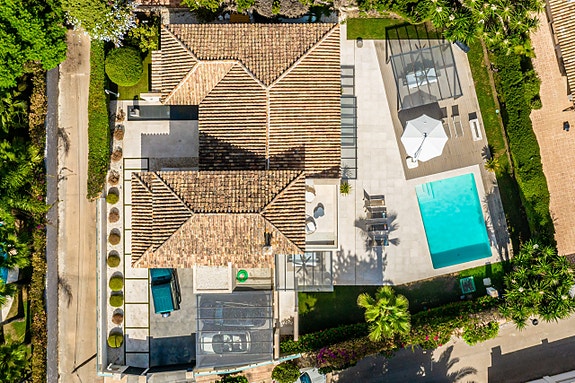 En megler med gode referanser - SPANIA1.no