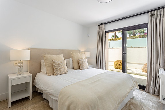 En megler med gode referanser - SPANIA1.no