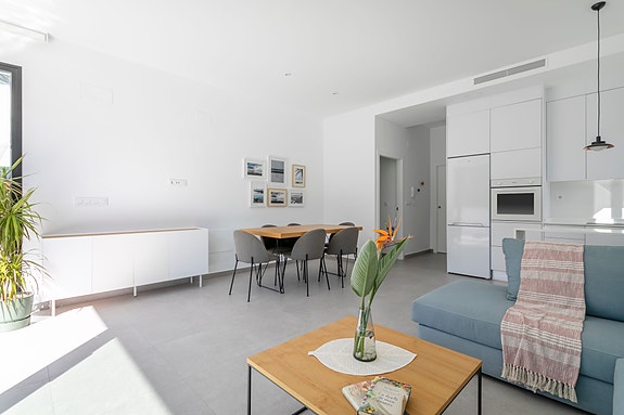 En megler med gode referanser - SPANIA1.no