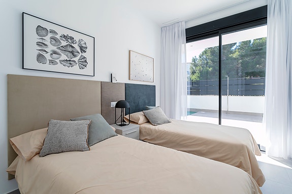 En megler med gode referanser - SPANIA1.no