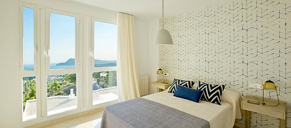 En megler med gode referanser - SPANIA1.no