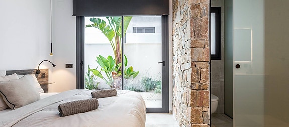 En megler med gode referanser -  SPANIA1.no