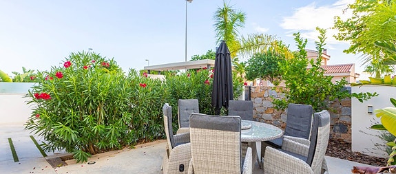 En megler med gode referanser -  SPANIA1.no