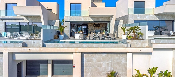 En megler med gode referanser -  SPANIA1.no