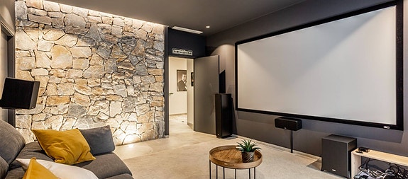 En megler med gode referanser -  SPANIA1.no