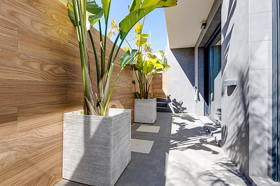 En megler med gode referanser - SPANIA1.no