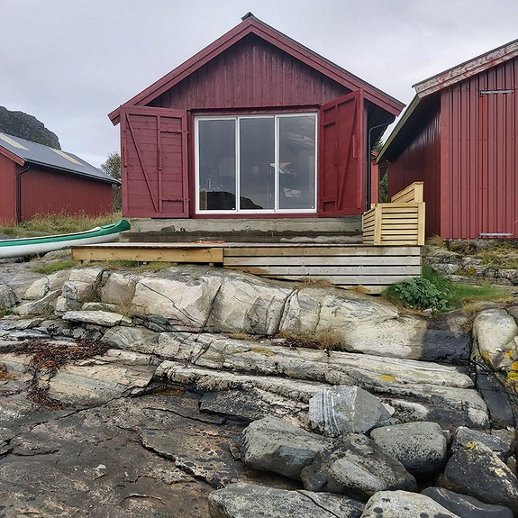 Vår-sommer-høst skyve systemet, 3 spor 3 felt med 5mm herdet enkelt klart glass, RAL-9016 hvit farge.
