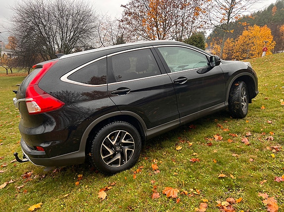 Honda CR-V 3 of 11
