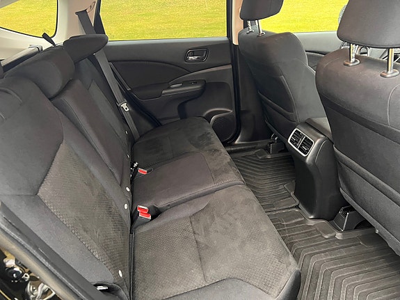 Honda CR-V 9 of 11