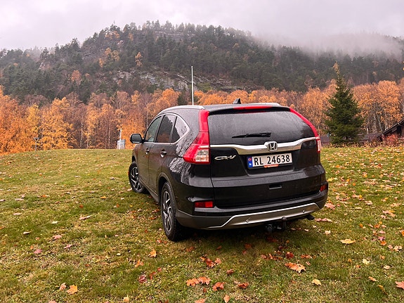 Honda CR-V 2 of 11