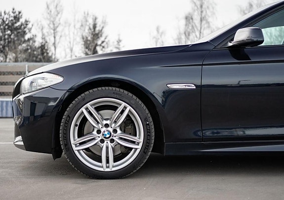 BMW 530xd 9 of 30