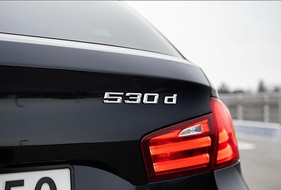 BMW 530xd 14 of 30