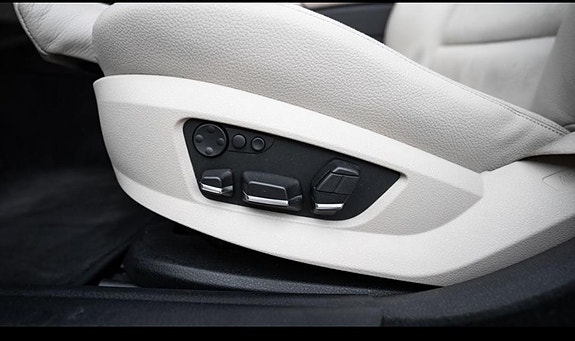 BMW 530xd 24 of 30