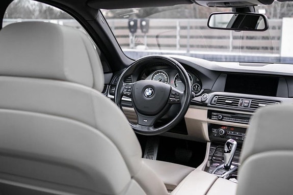 BMW 530xd 22 of 30