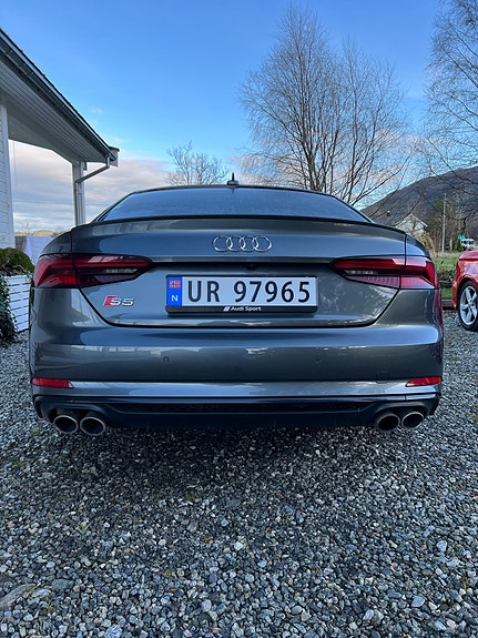 Audi S5 2 of 30