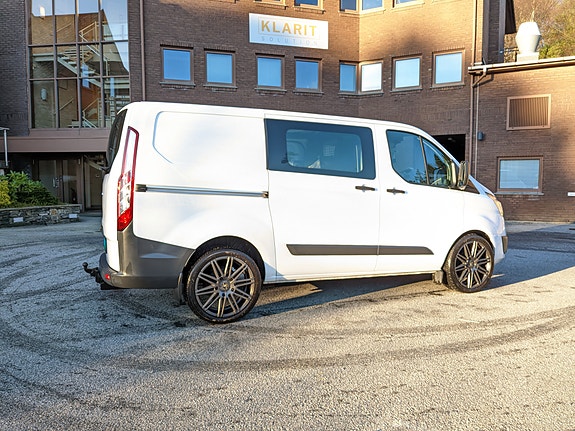 Ford Transit Custom 4 of 5
