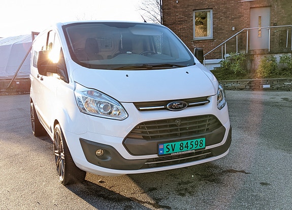 Ford Transit Custom 5 of 5