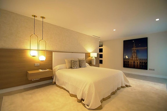 En megler med gode referanser - SPANIA1.no