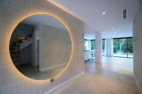 En megler med gode referanser - SPANIA1.no