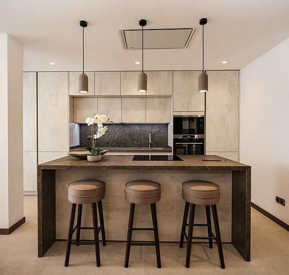 En megler med gode referanser - SPANIA1.no