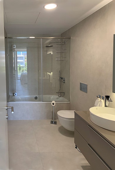 En megler med gode referanser - SPANIA1.no