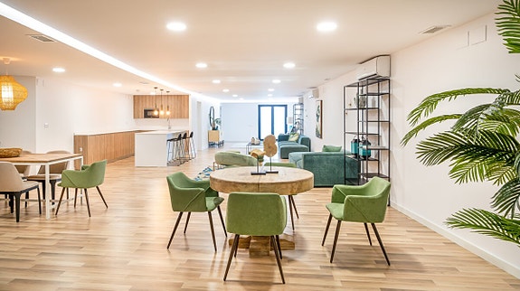 En megler med gode referanser - SPANIA1.no