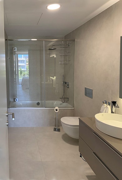 En megler med gode referanser - SPANIA1.no