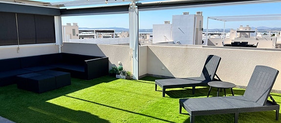 En megler med gode referanser - SPANIA1.no