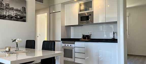 En megler med gode referanser - SPANIA1.no