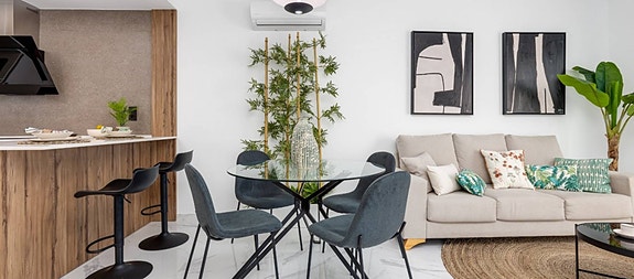 En megler med gode referanser - SPANIA1.no